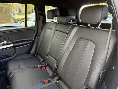 صورة السيارة