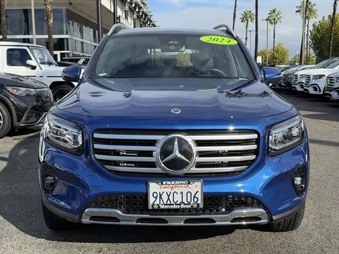 صورة السيارة