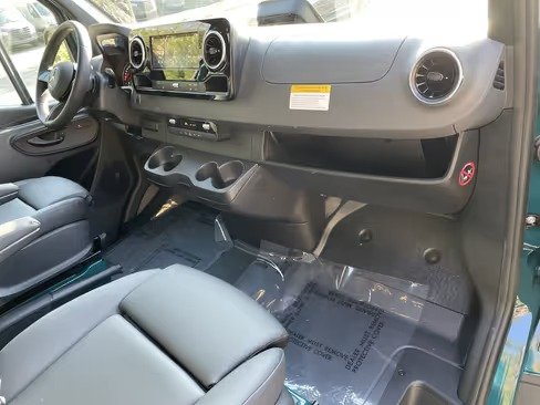 صورة السيارة