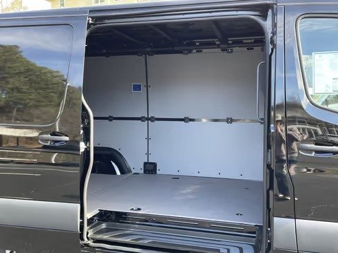 صورة السيارة