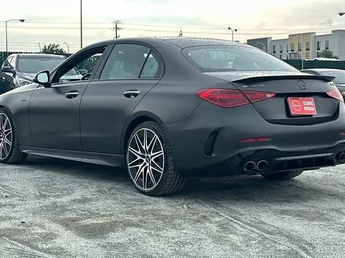 صورة السيارة