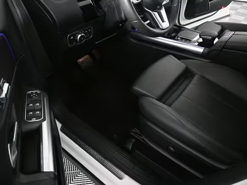 صورة السيارة