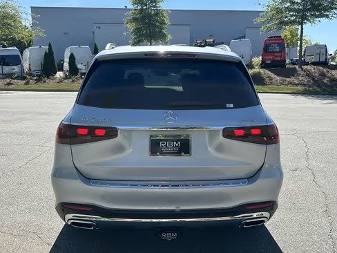 صورة السيارة