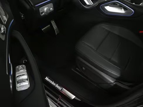 صورة السيارة