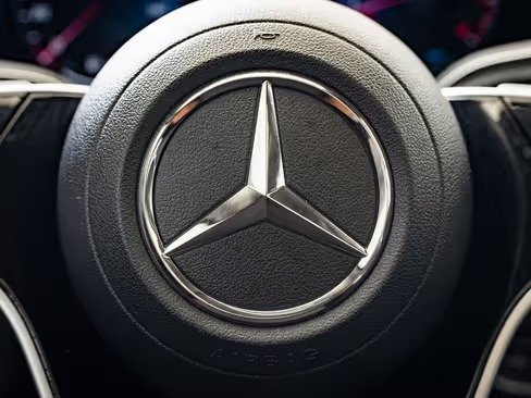 صورة السيارة