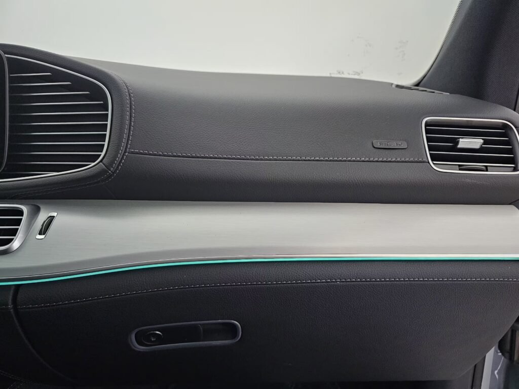 صورة السيارة