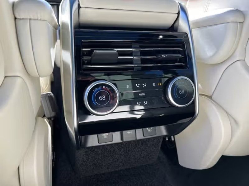 صورة السيارة