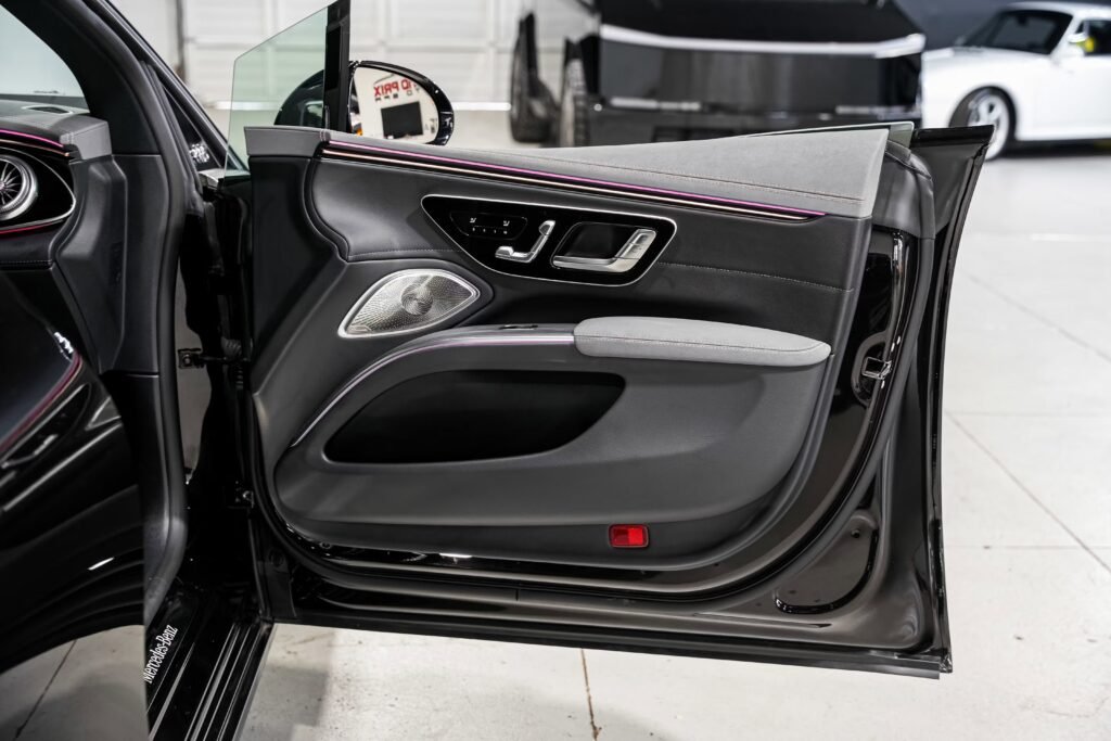 صورة السيارة