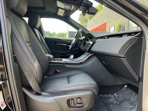 صورة السيارة