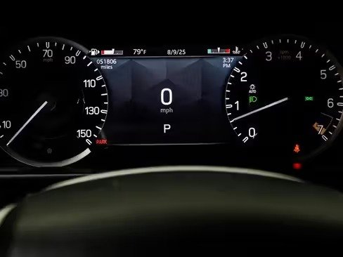 صورة السيارة