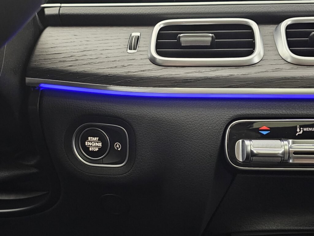 صورة السيارة