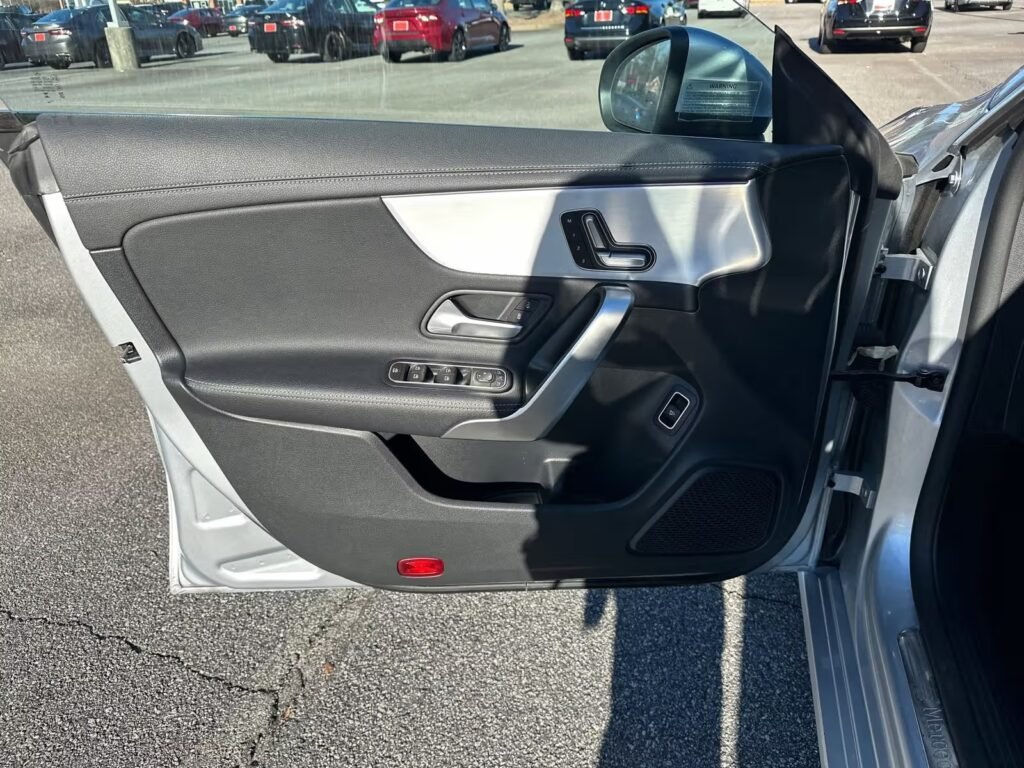 صورة السيارة