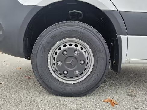 صورة السيارة