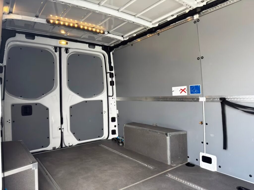 صورة السيارة