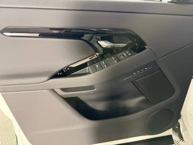 صورة السيارة