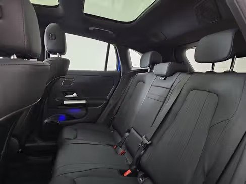 صورة السيارة