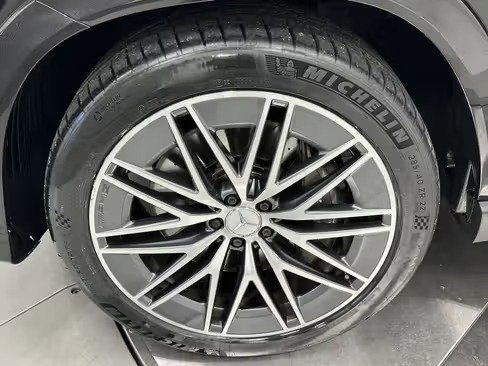 صورة السيارة