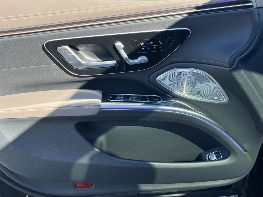 صورة السيارة