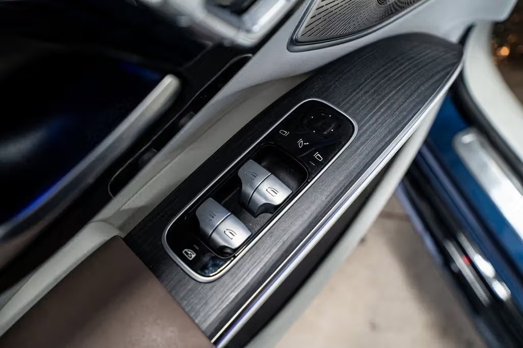 صورة السيارة