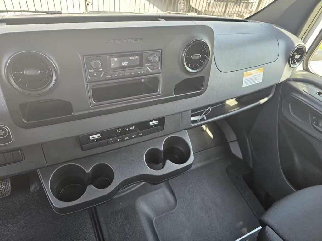 صورة السيارة