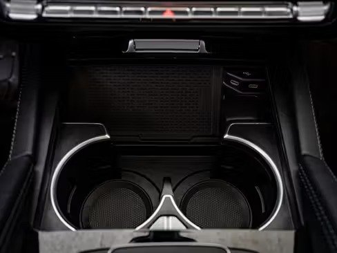 صورة السيارة