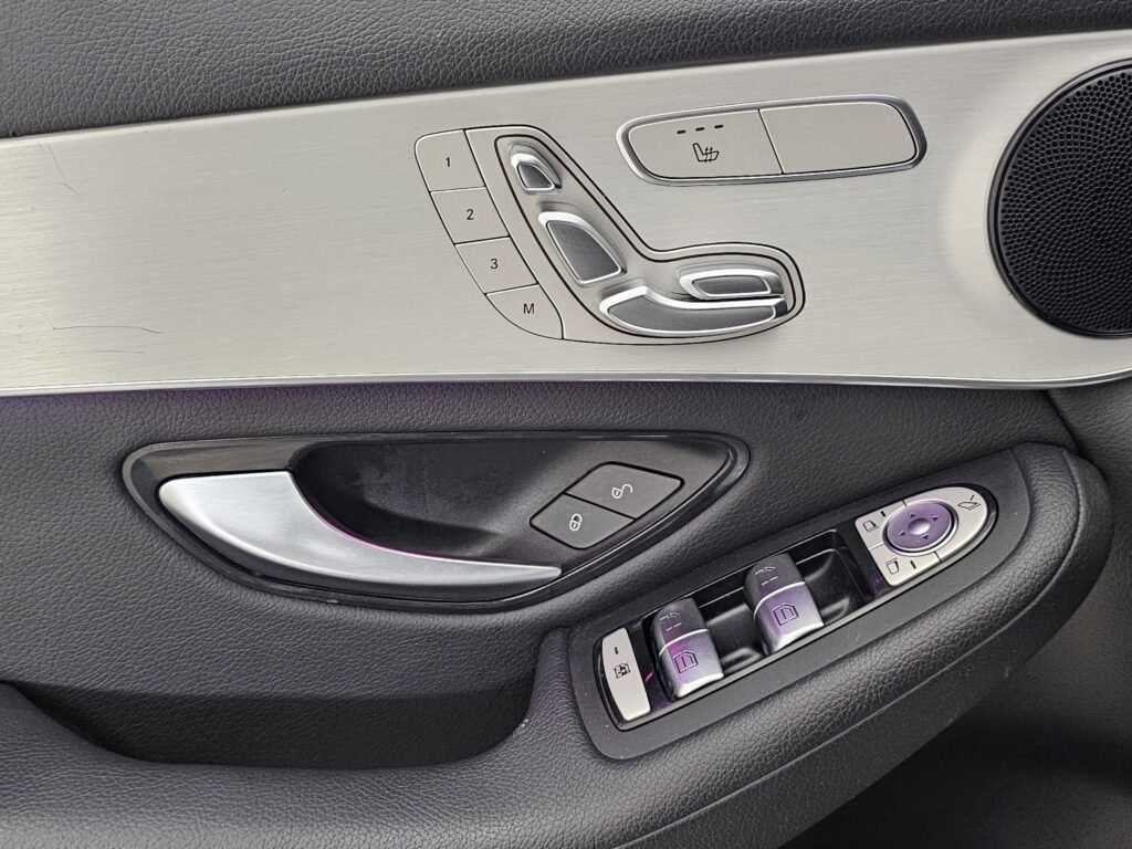 صورة السيارة