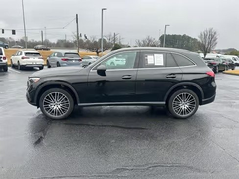 صورة السيارة