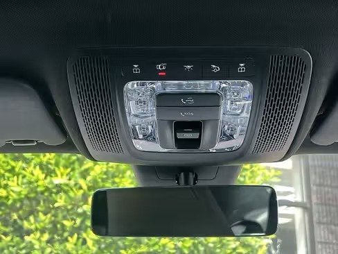 صورة السيارة