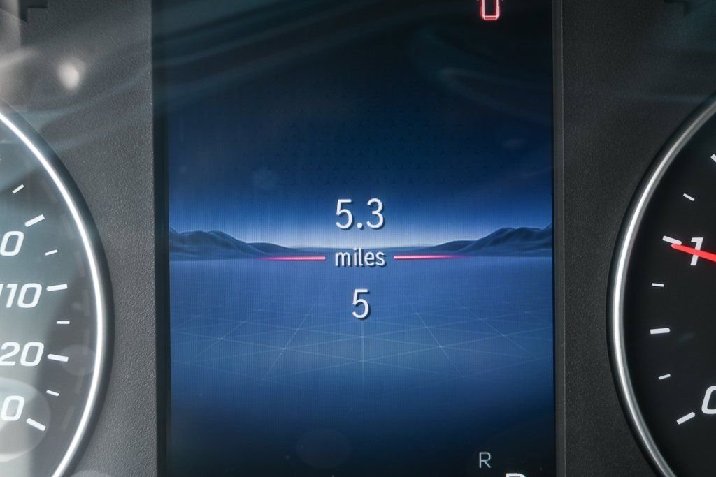 صورة السيارة