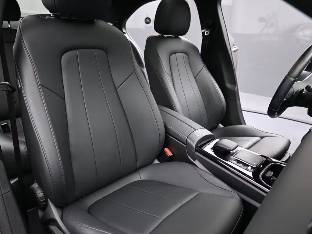 صورة السيارة