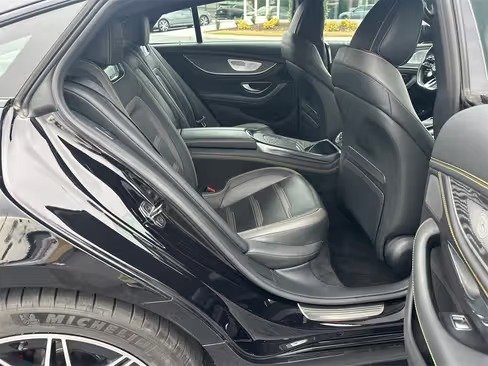 صورة السيارة