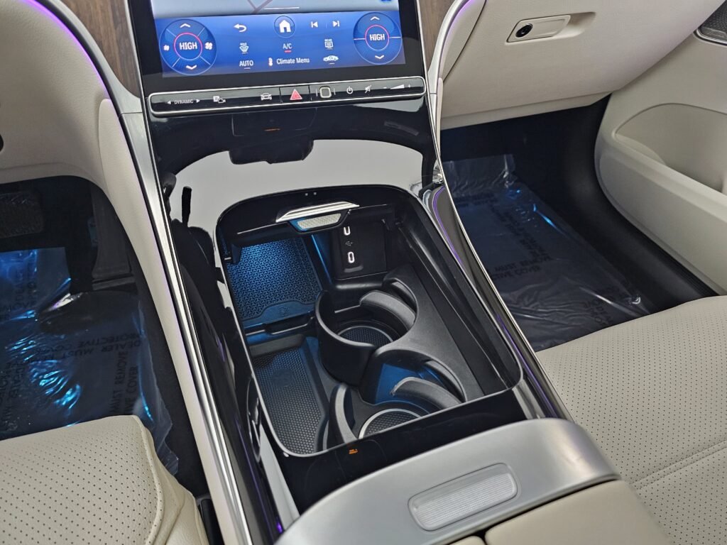 صورة السيارة