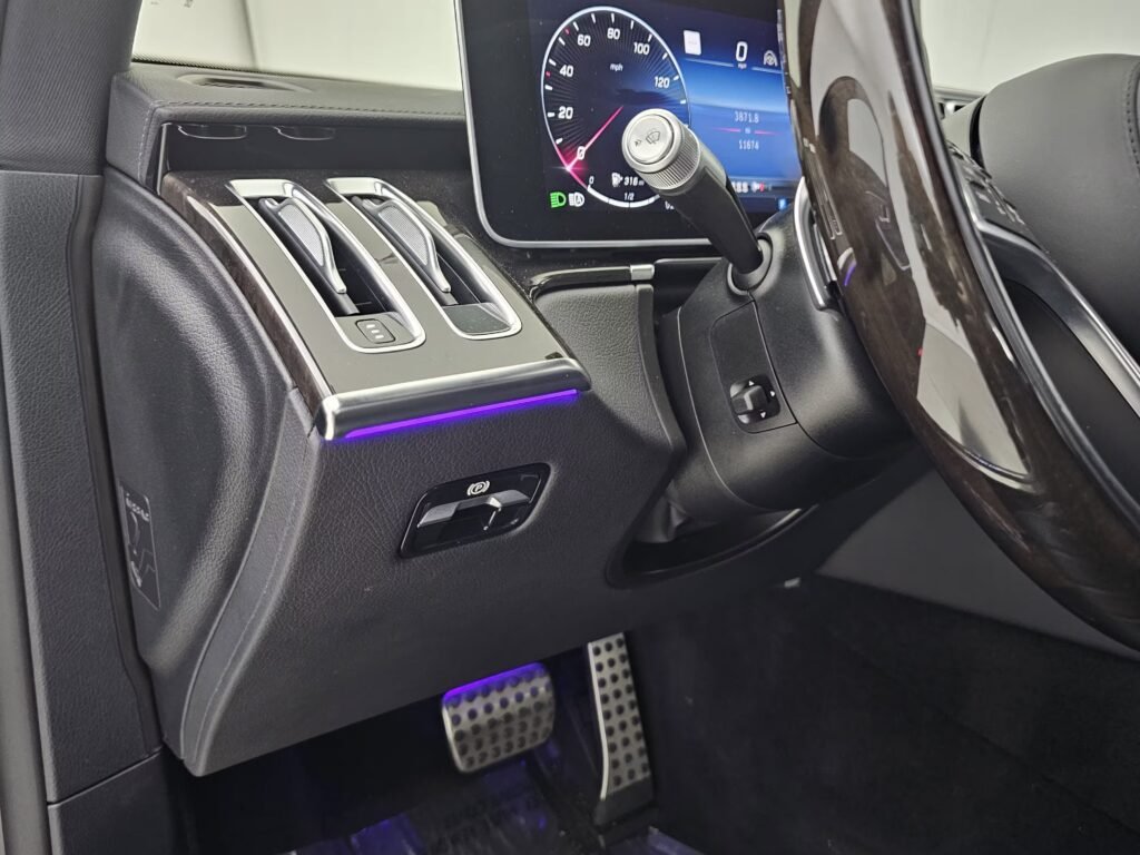 صورة السيارة