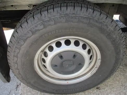 صورة السيارة