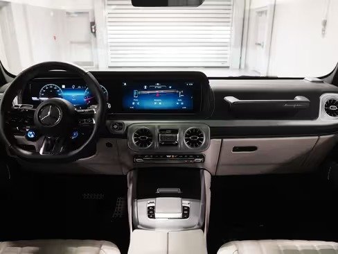 صورة السيارة