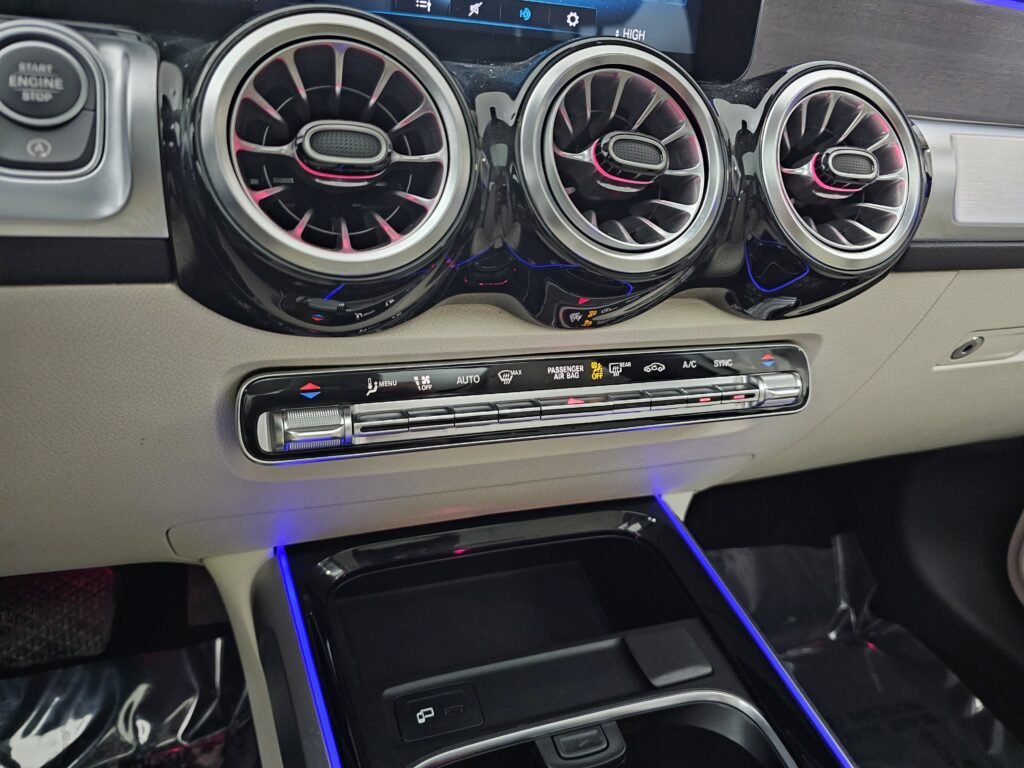 صورة السيارة