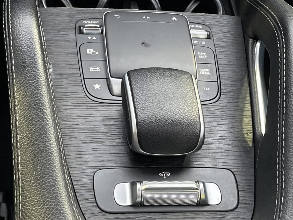 صورة السيارة