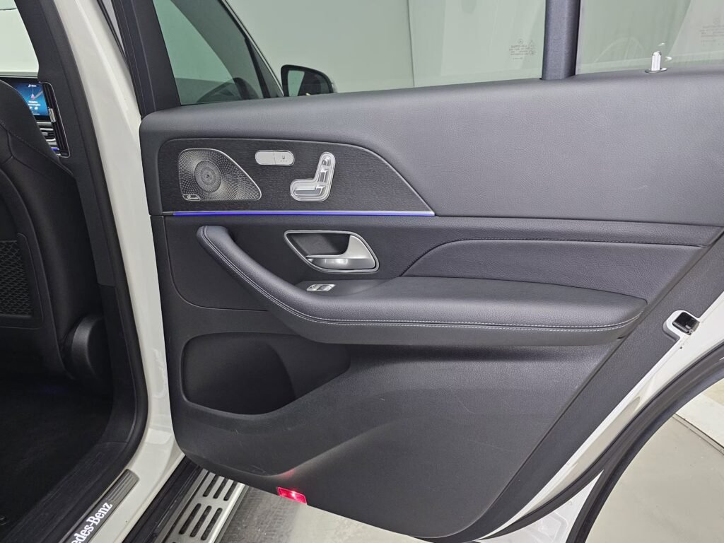 صورة السيارة