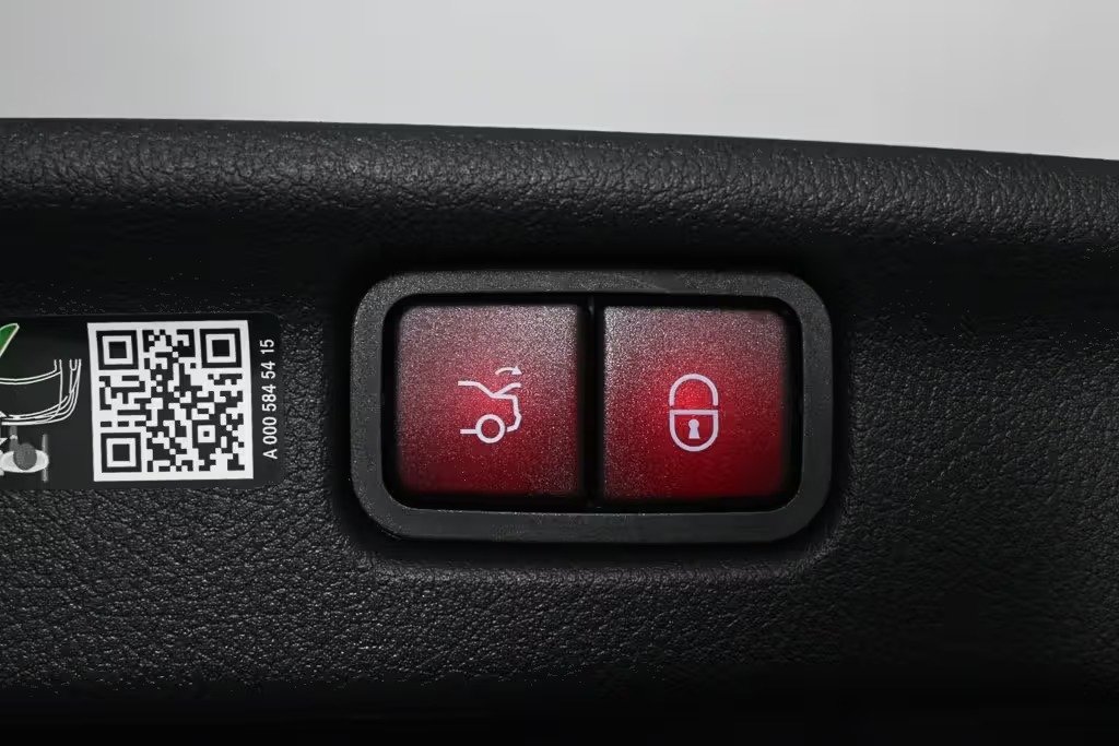 صورة السيارة