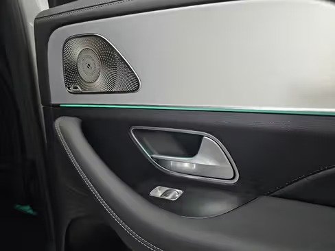 صورة السيارة