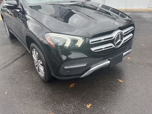 صورة السيارة