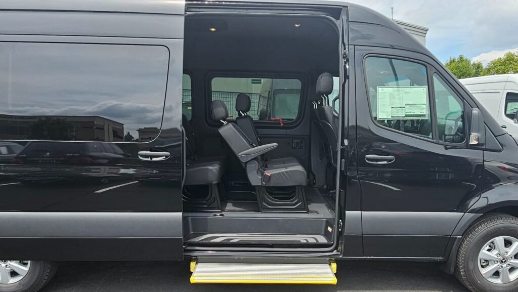 صورة السيارة