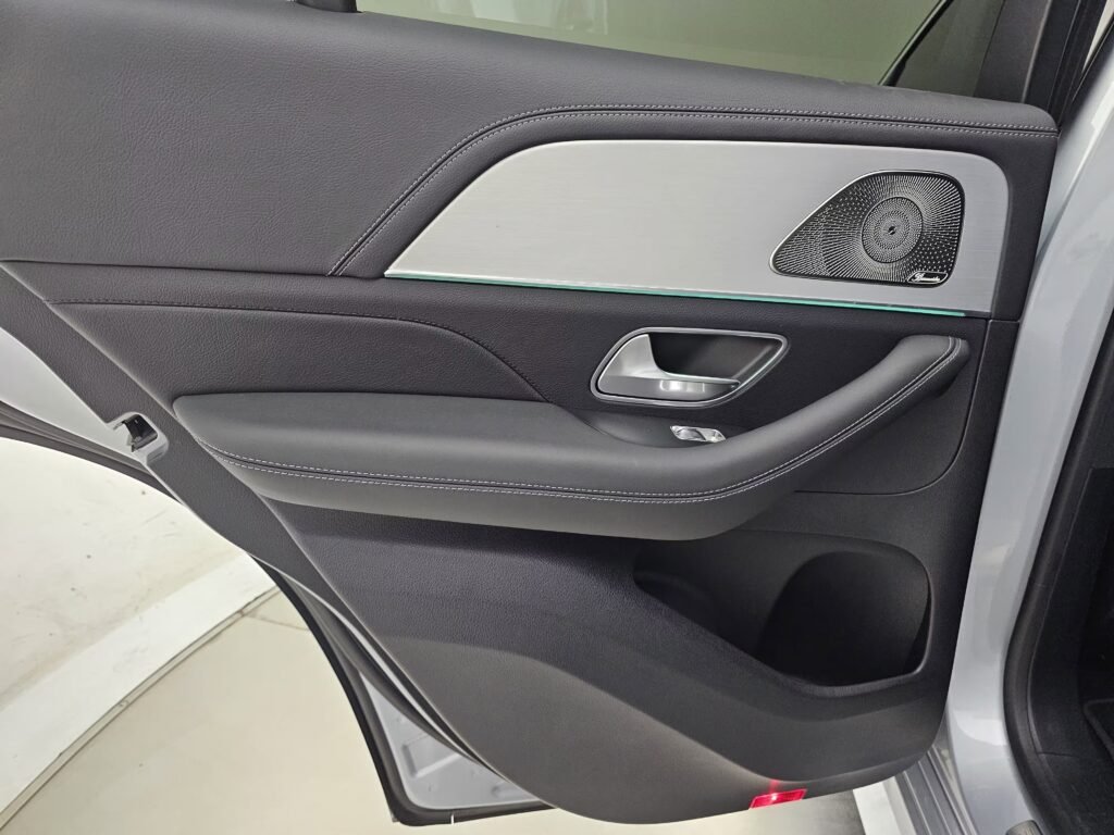 صورة السيارة