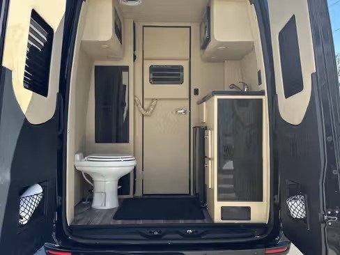 صورة السيارة