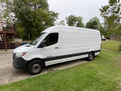 صورة السيارة