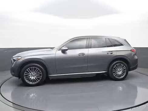 صورة السيارة