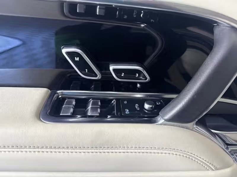 صورة السيارة