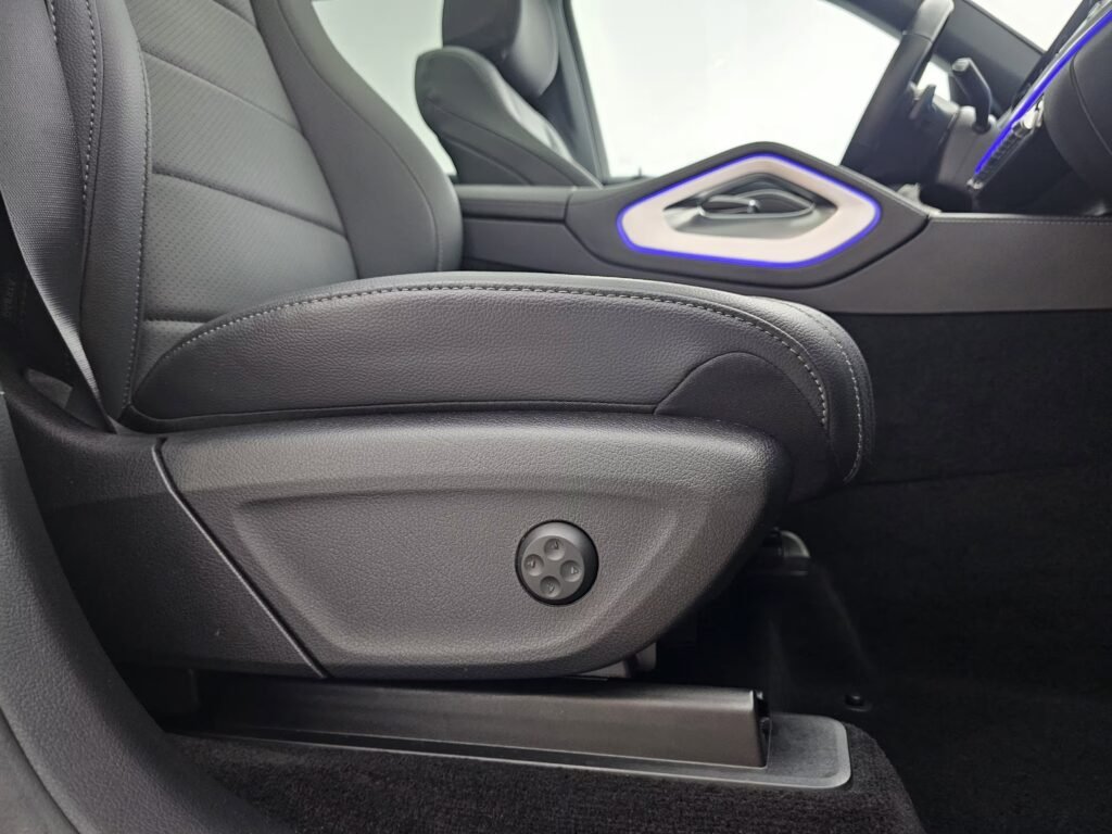 صورة السيارة