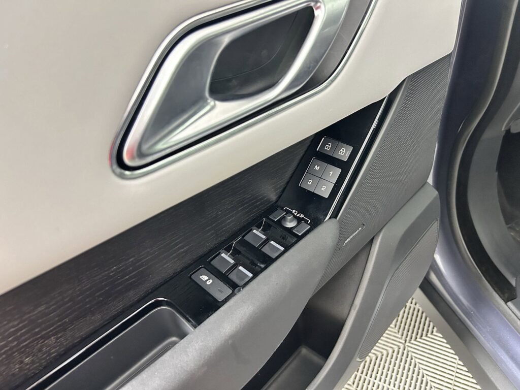 صورة السيارة