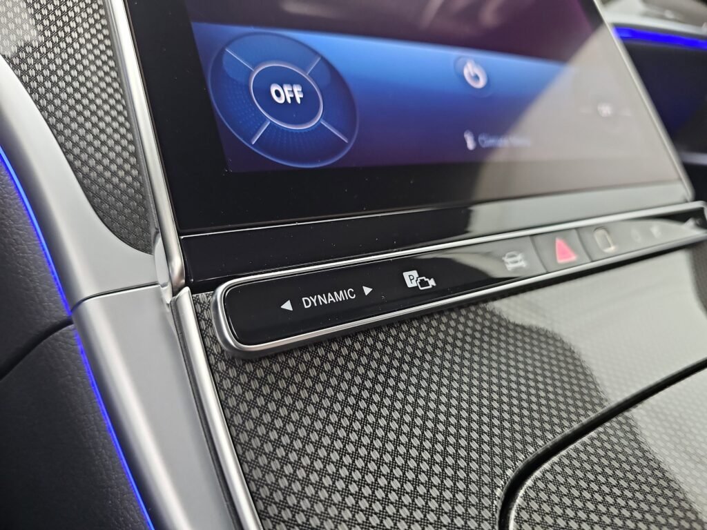 صورة السيارة